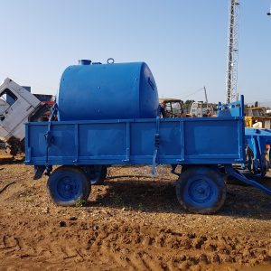 Remolque con cuba M237