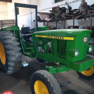 JOHN DEERE 2030