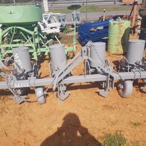 M-137 SEMBRADORA CASTILLERO DE PIPAS