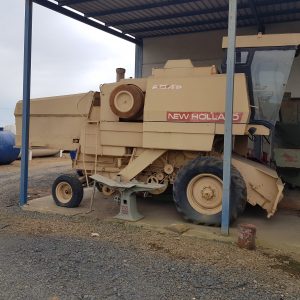 NEW HOLLAND 8040