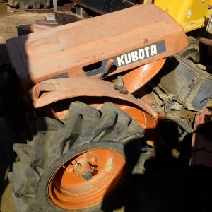 kubota B6000