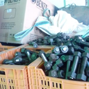 tronillos de acero de brida 8X8