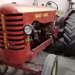 MASSEY HARRIS 744 D