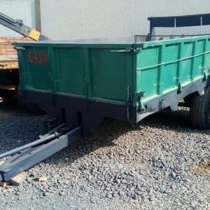 ESPARCIDOR DE ESTIERCOL  TRACTOMOTOR E-327